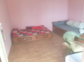 Lake Lovers Cafe & Homestay